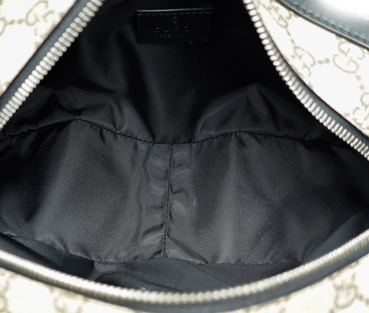 Gucci Bicolor GG Supreme Monogram Toiletry Case