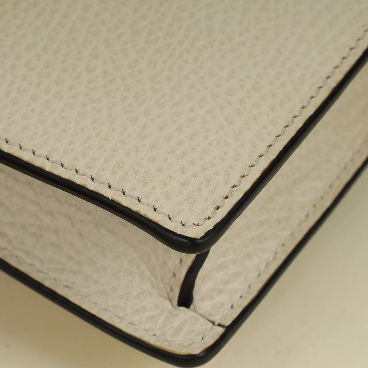 Gucci White Crystal Dionysus Super Mini Bag
