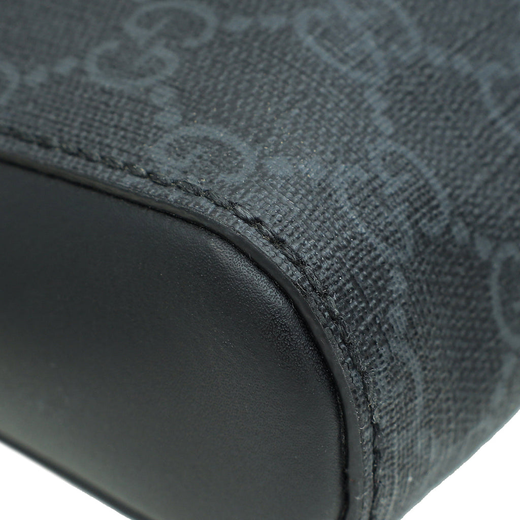 Gucci Bicolor GG Supreme Messenger Bag