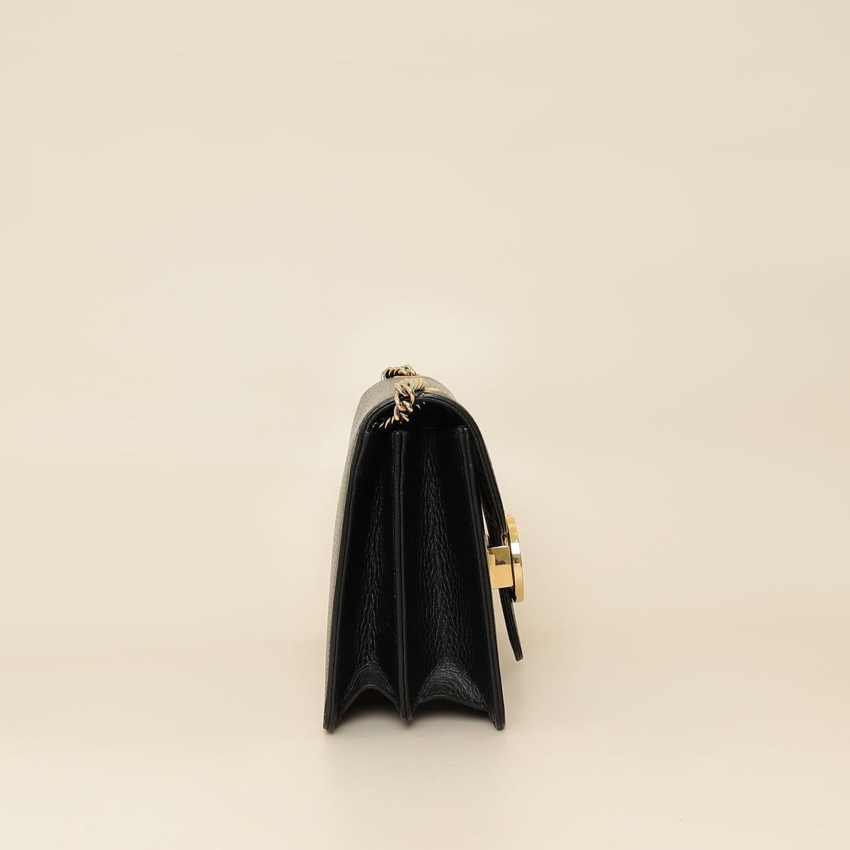 Gucci Black Interlocking G Chain Bag