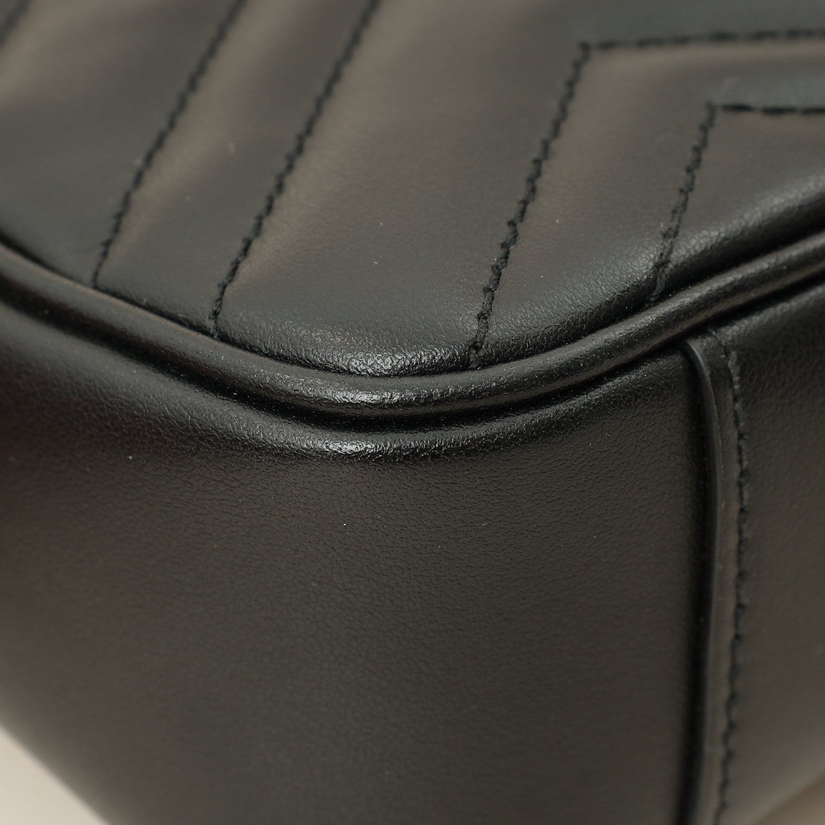 Gucci Black GG Marmont Small Shoulder Bag
