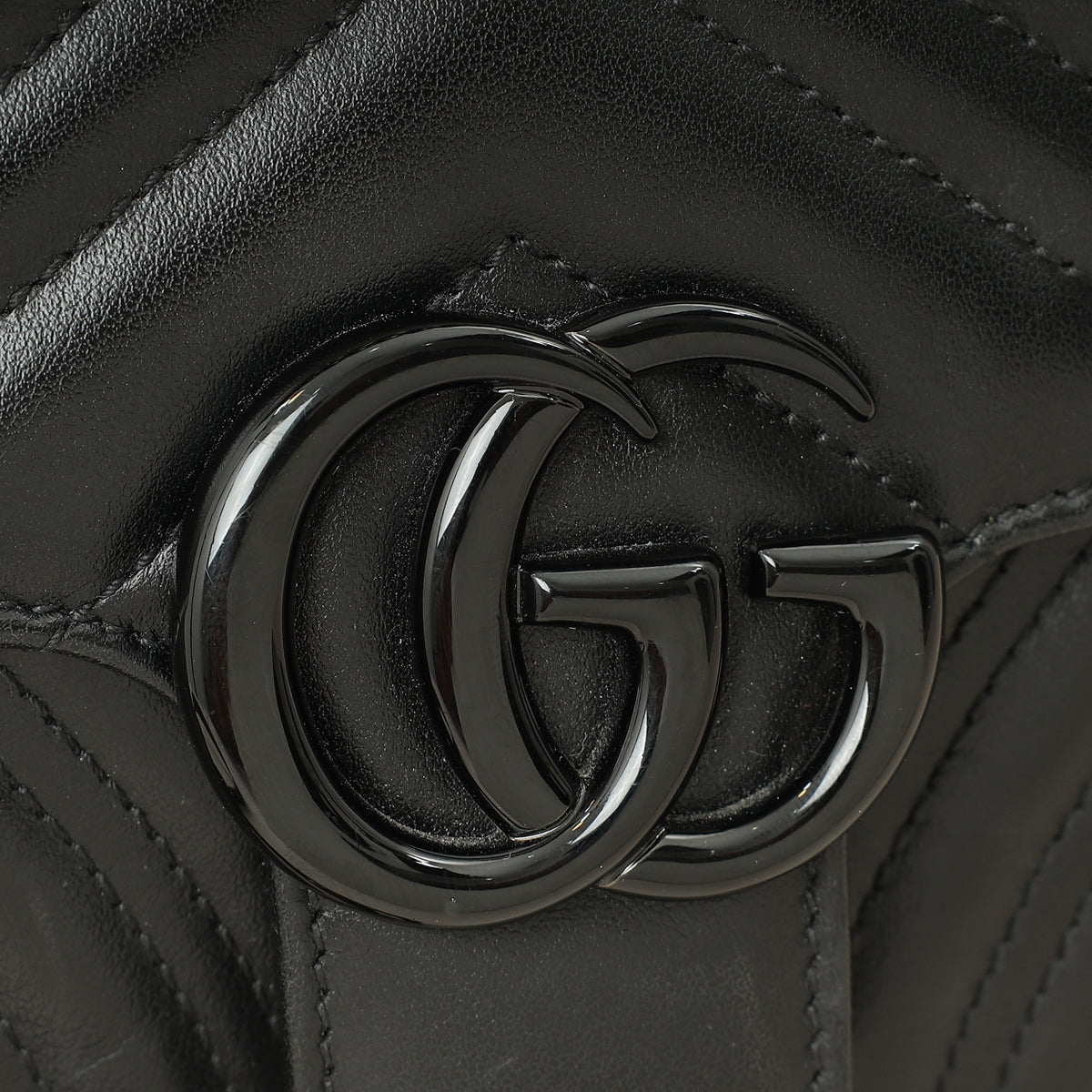 Gucci Black GG Marmont Small Shoulder Bag