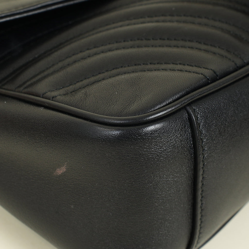 Gucci Black GG Marmont Medium Shoulder Bag