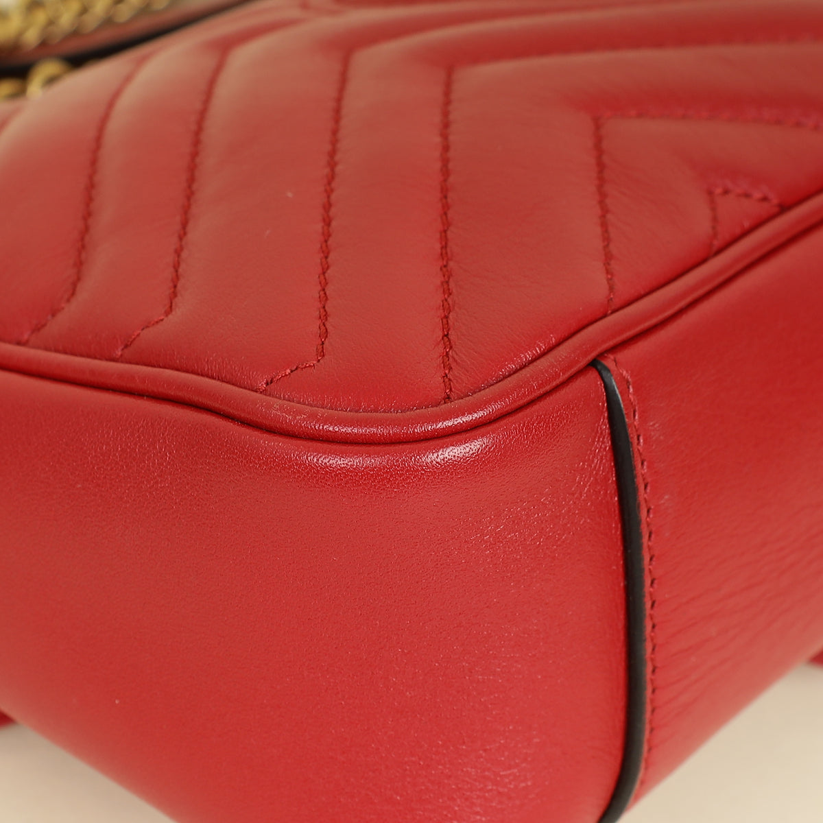 Gucci Red GG Marmont Medium Shoulder Bag