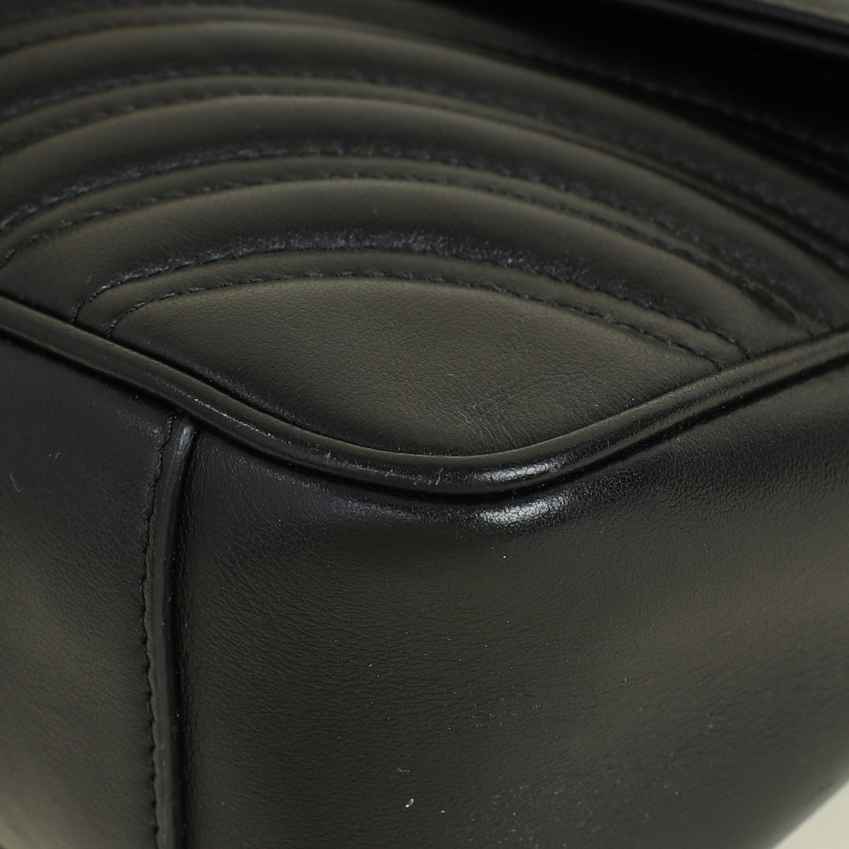 Gucci Black GG Marmont Shoulder Bag