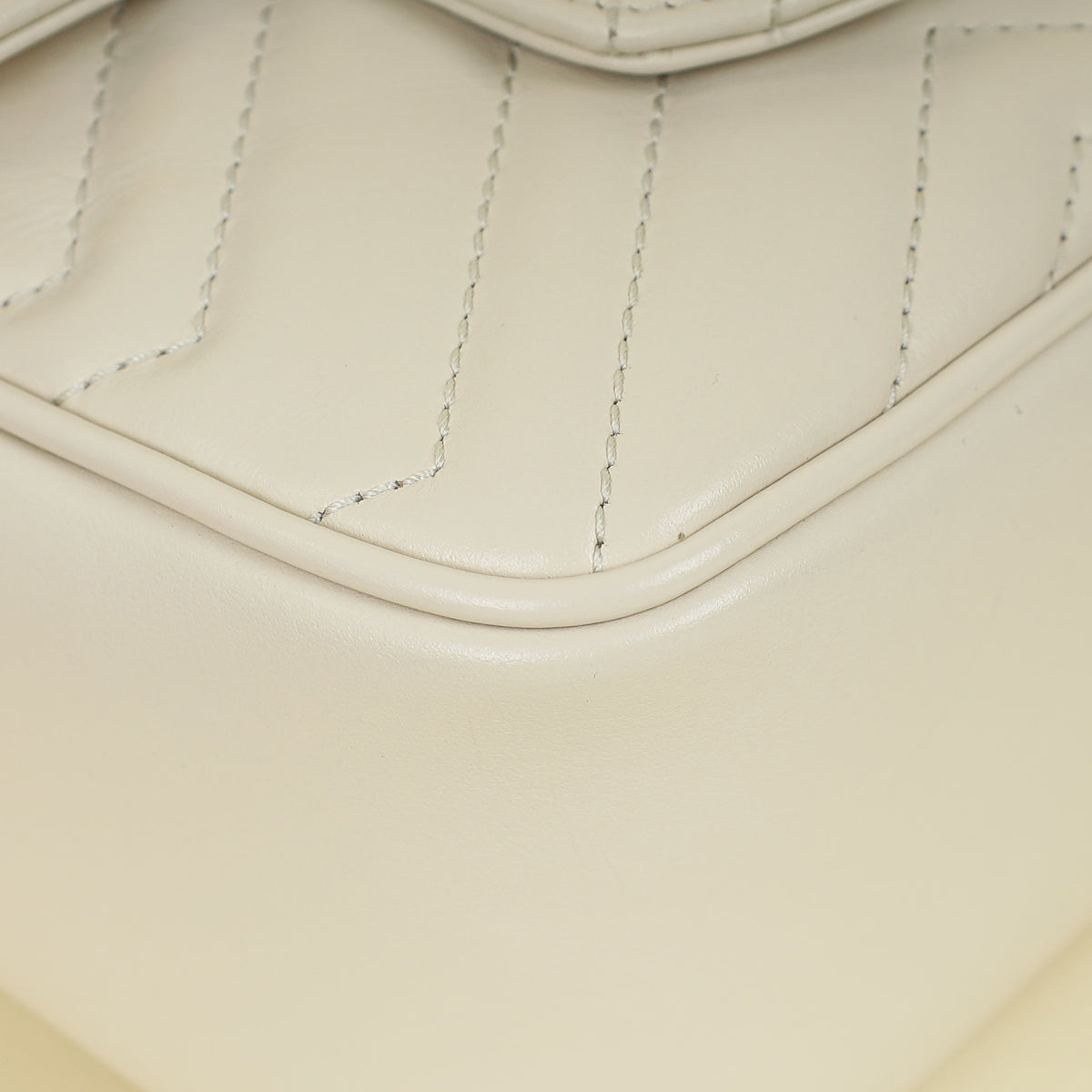 Gucci Ivory GG Marmont Mini Bucket Bag