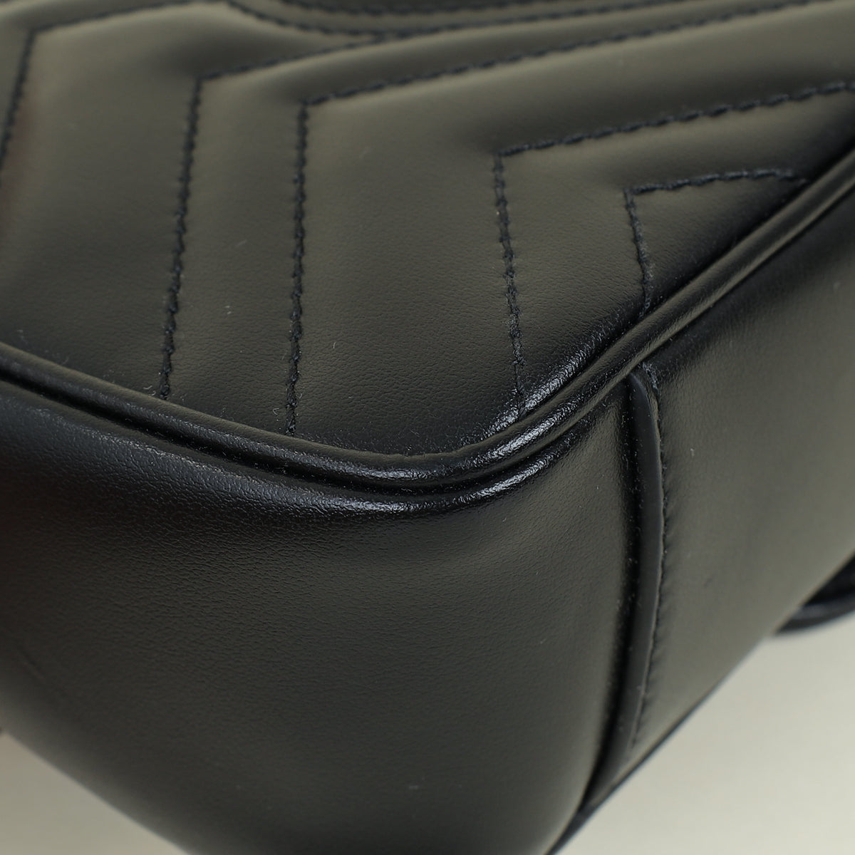 Gucci Black GG Marmont Small Shoulder Bag