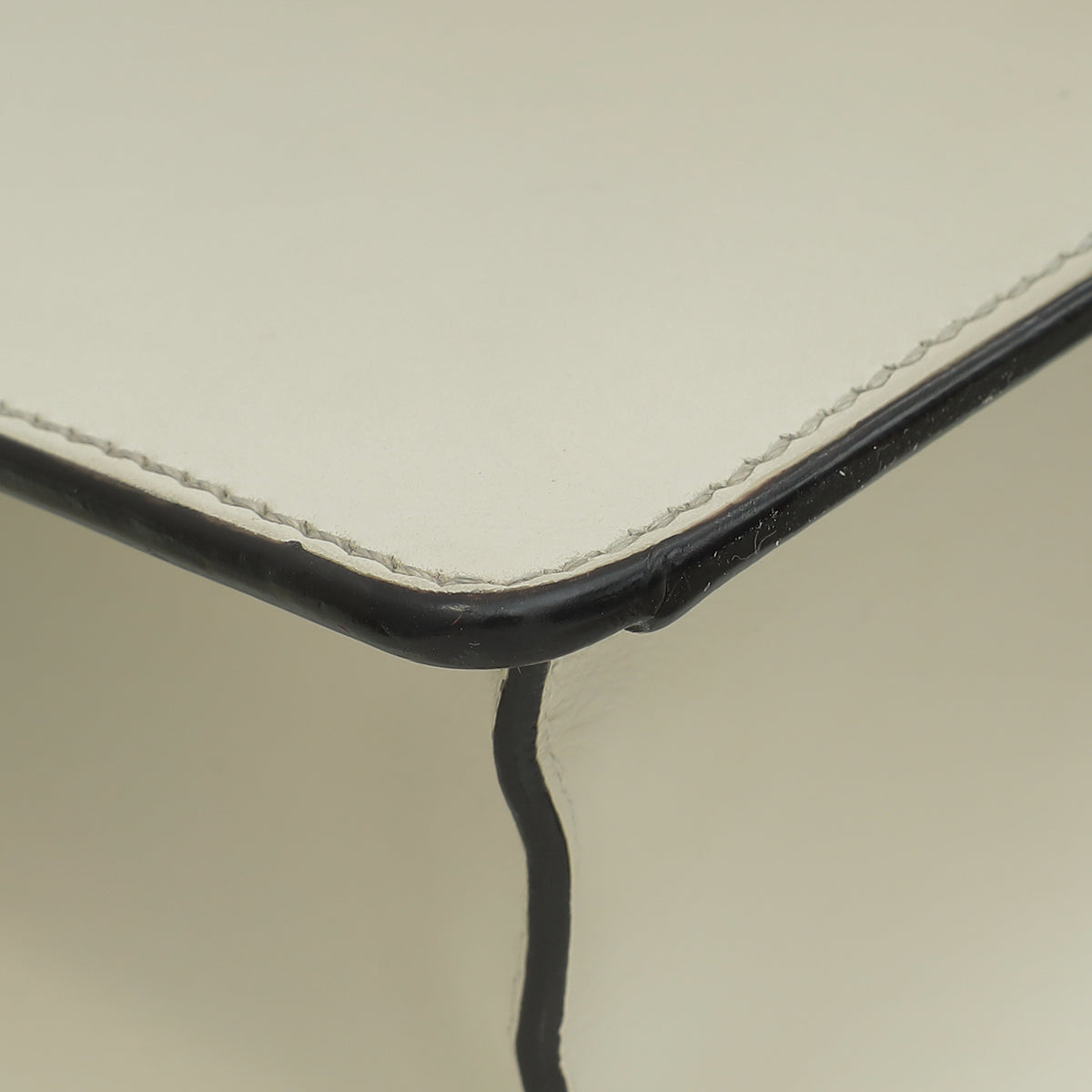 Gucci White Sylvie Small Shoulder Bag