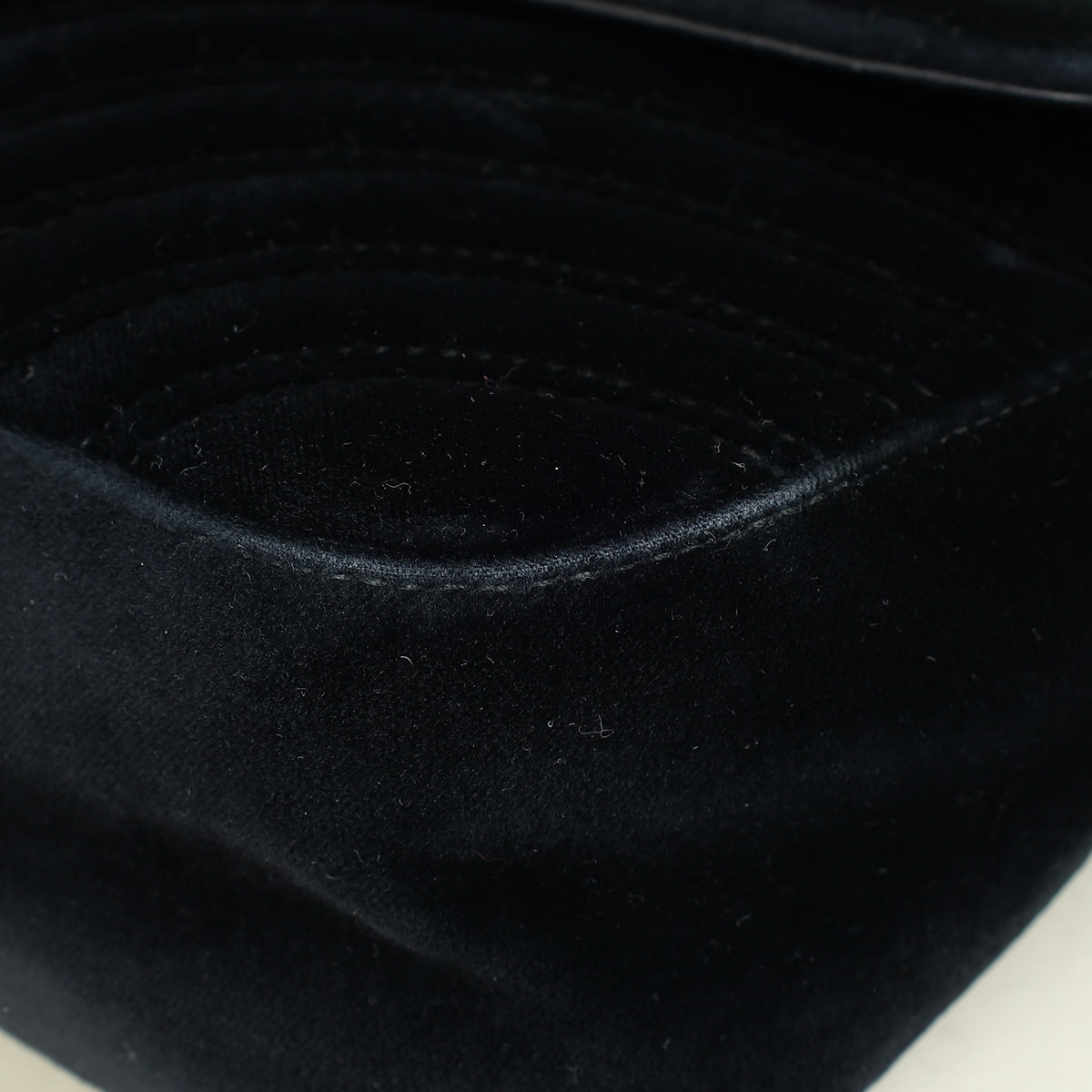 Gucci Black Velvet GG Marmont Medium Shoulder Bag