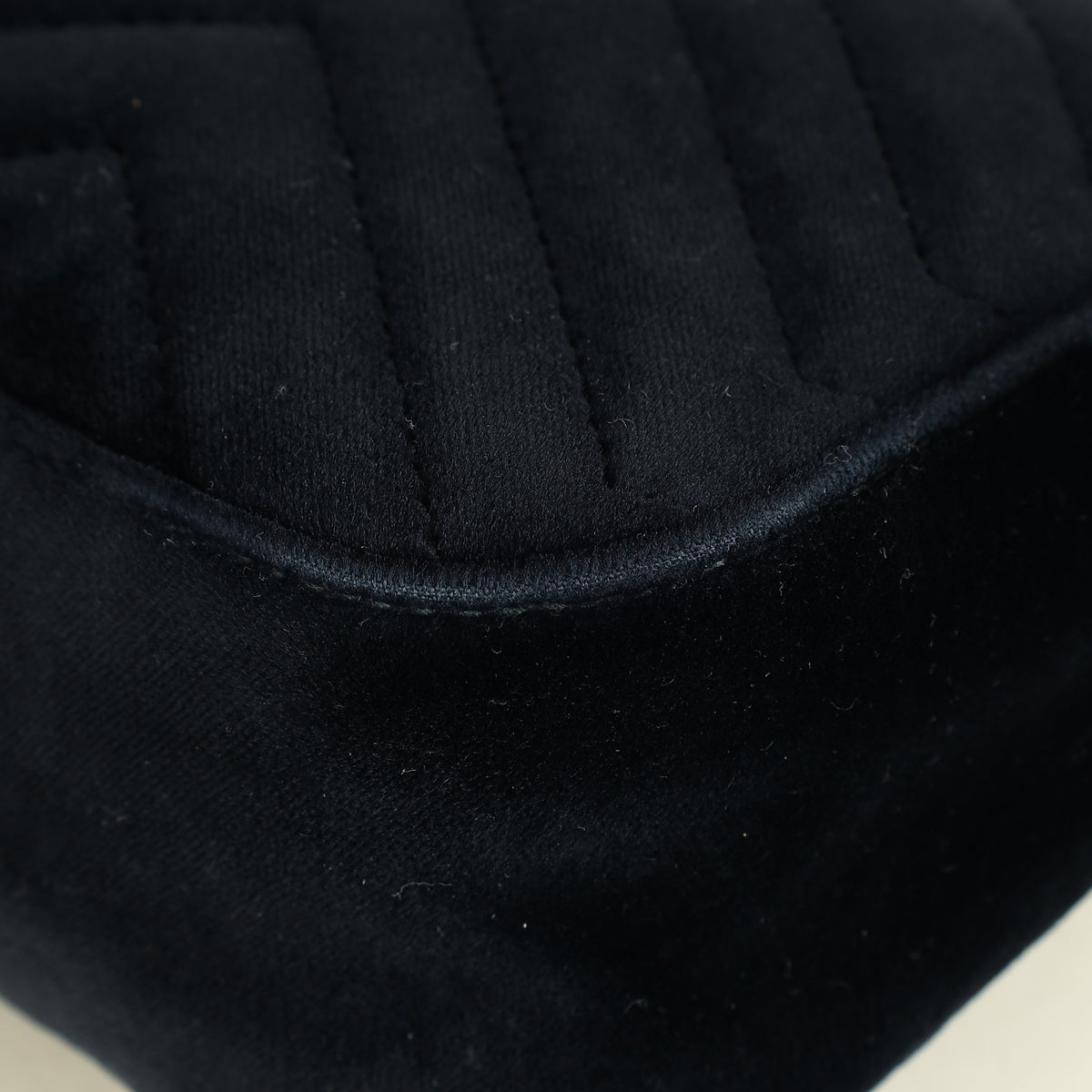 Gucci Black Velvet GG Marmont Medium Shoulder Bag