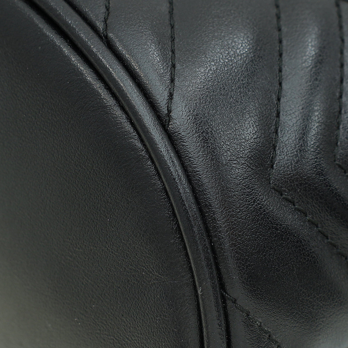 Gucci Black GG Marmont Mini Bucket Bag