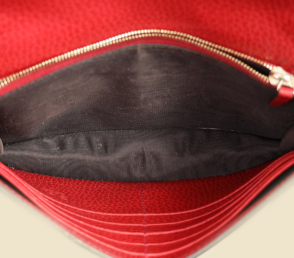 Gucci Red Interlocking G Wallet on Chain
