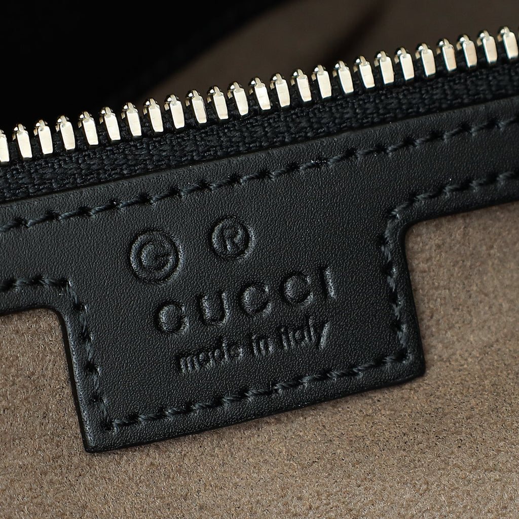 Gucci Bicolor GG Supreme Messenger Medium Bag