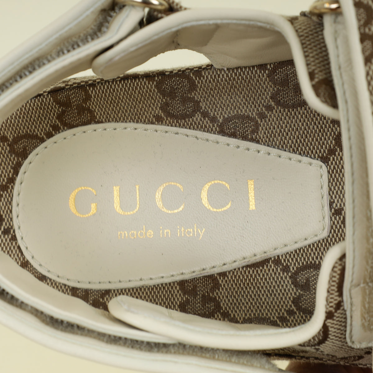 Gucci Bicolor Women's Sandal with Double G 37