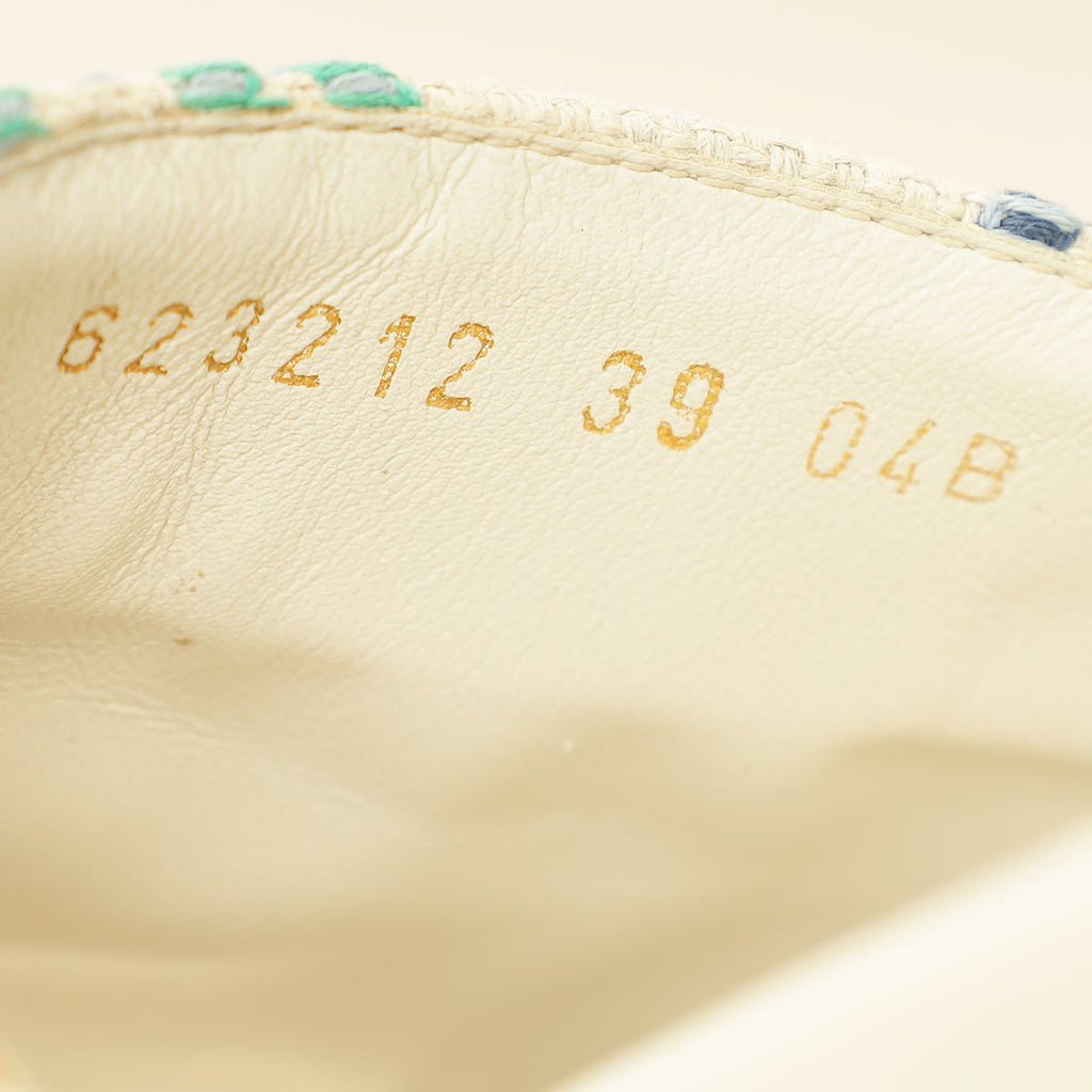 Gucci Beige GG Multicolor Jacquard Platform Slide 39