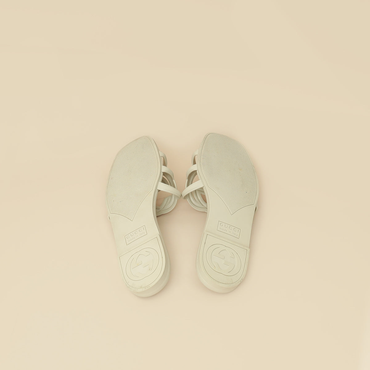 Gucci Off White Interlocking G Cutout Slide Sandal 37