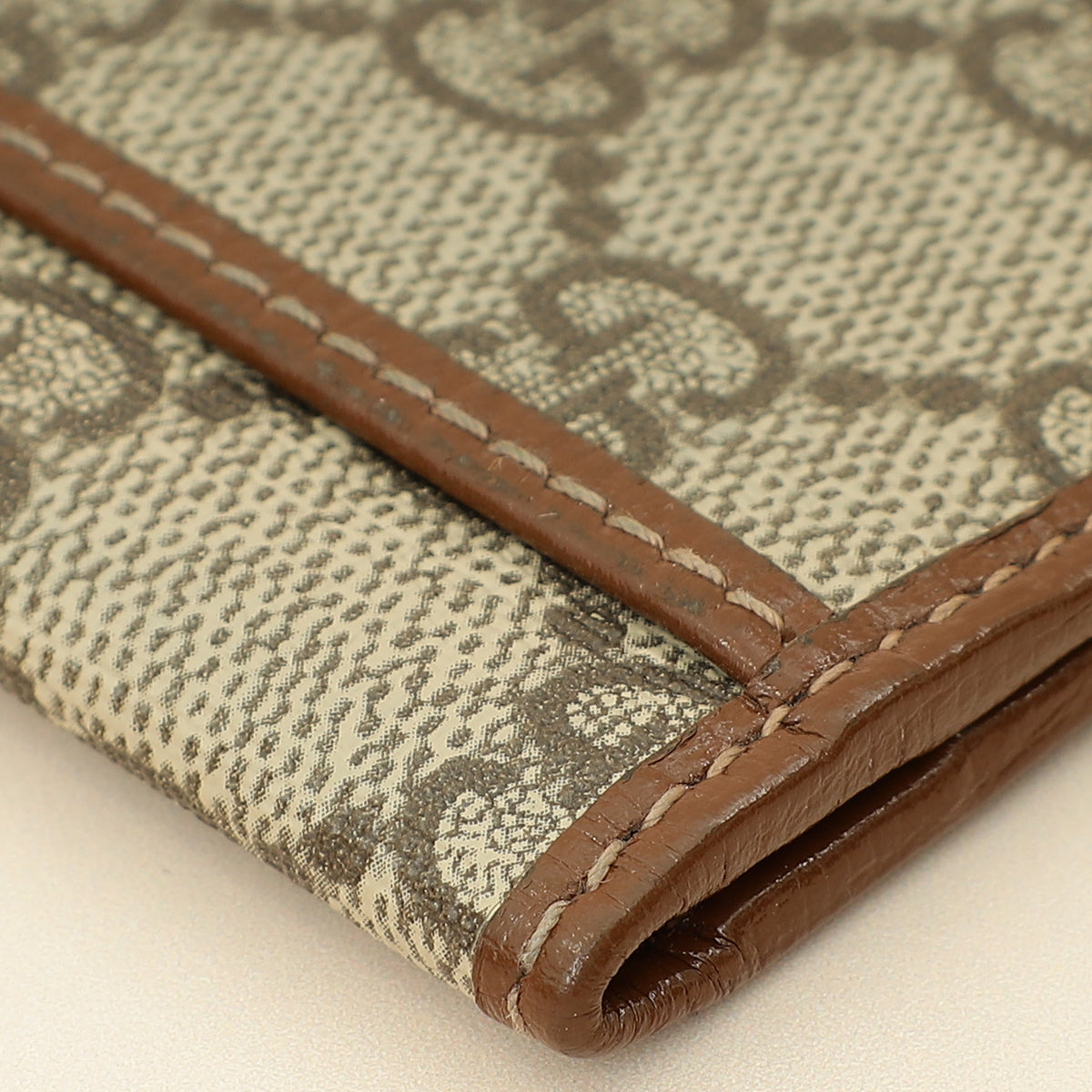 Gucci Bicolor GG Supreme Interlocking G Card Case