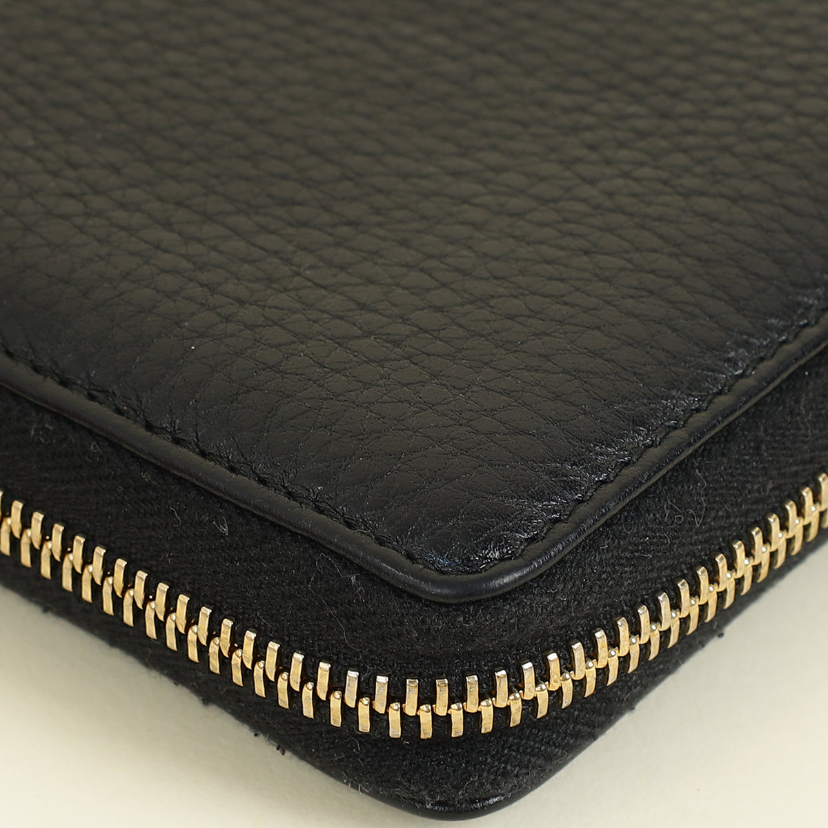 Gucci Black Interlocking G Soho Zip Wallet