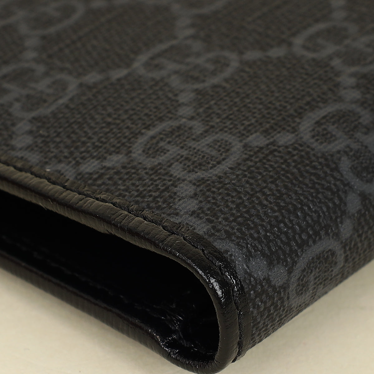 Gucci Black GG Supreme Bifold Wallet
