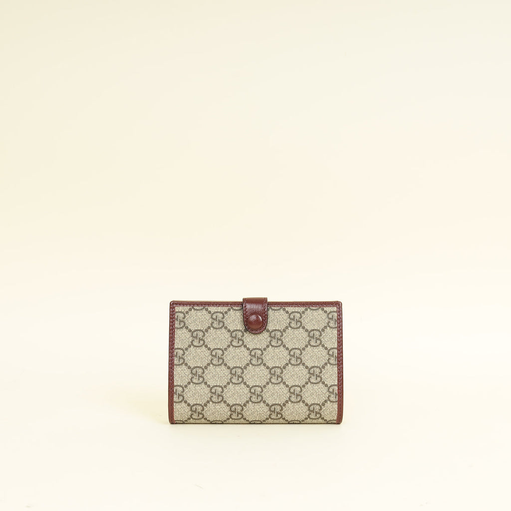 Gucci Bicolor Interlocking G Supreme Passport Wallet