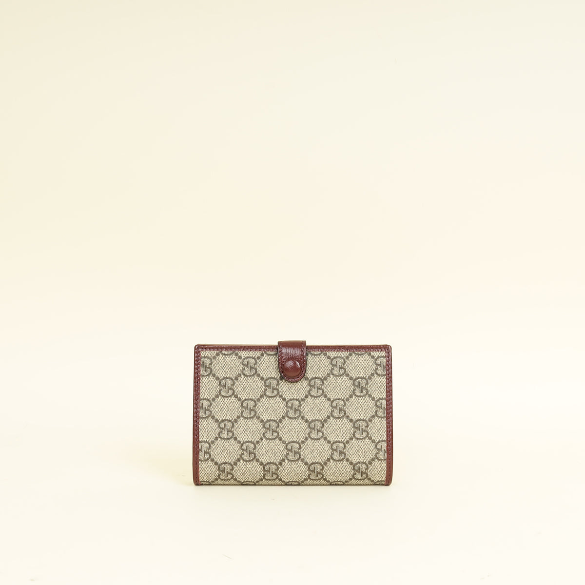 Gucci Bicolor Interlocking G Supreme Passport Wallet