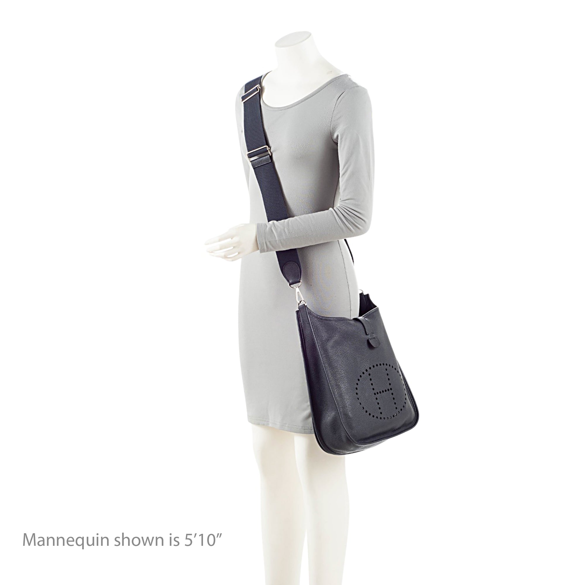 Hermes Taurillon Clemence Evelyne III PM Shoulder Bag