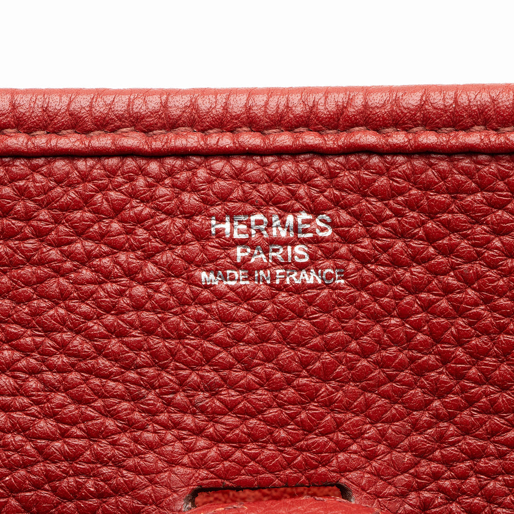 Hermes Taurillon Clemence Evelyne III PM Shoulder Bag