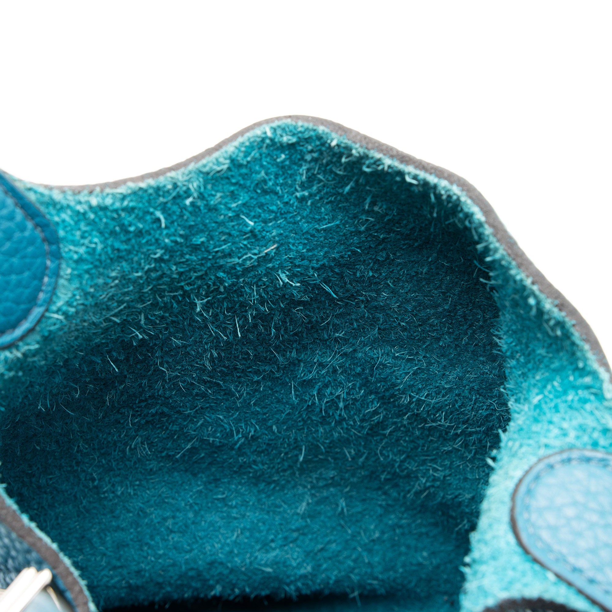 Hermes Taurillon Clemence Picotin Lock 18 PM