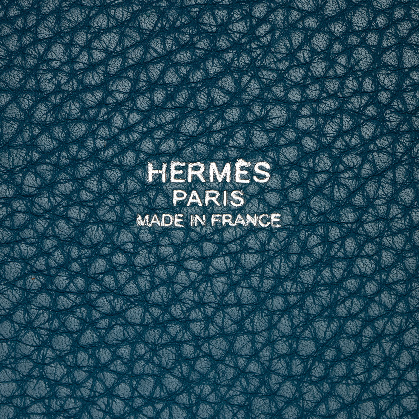 Hermes Taurillon Clemence Picotin Lock 18 PM