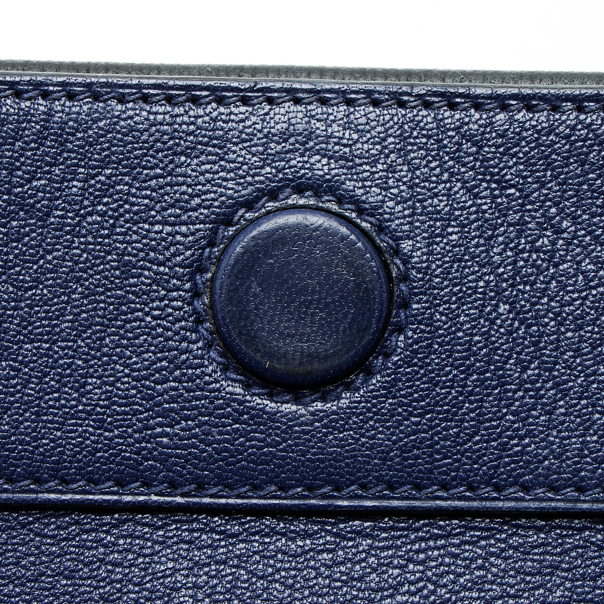 Hermes Taurillon Novillo Opli 24 Chain Shoulder Bag