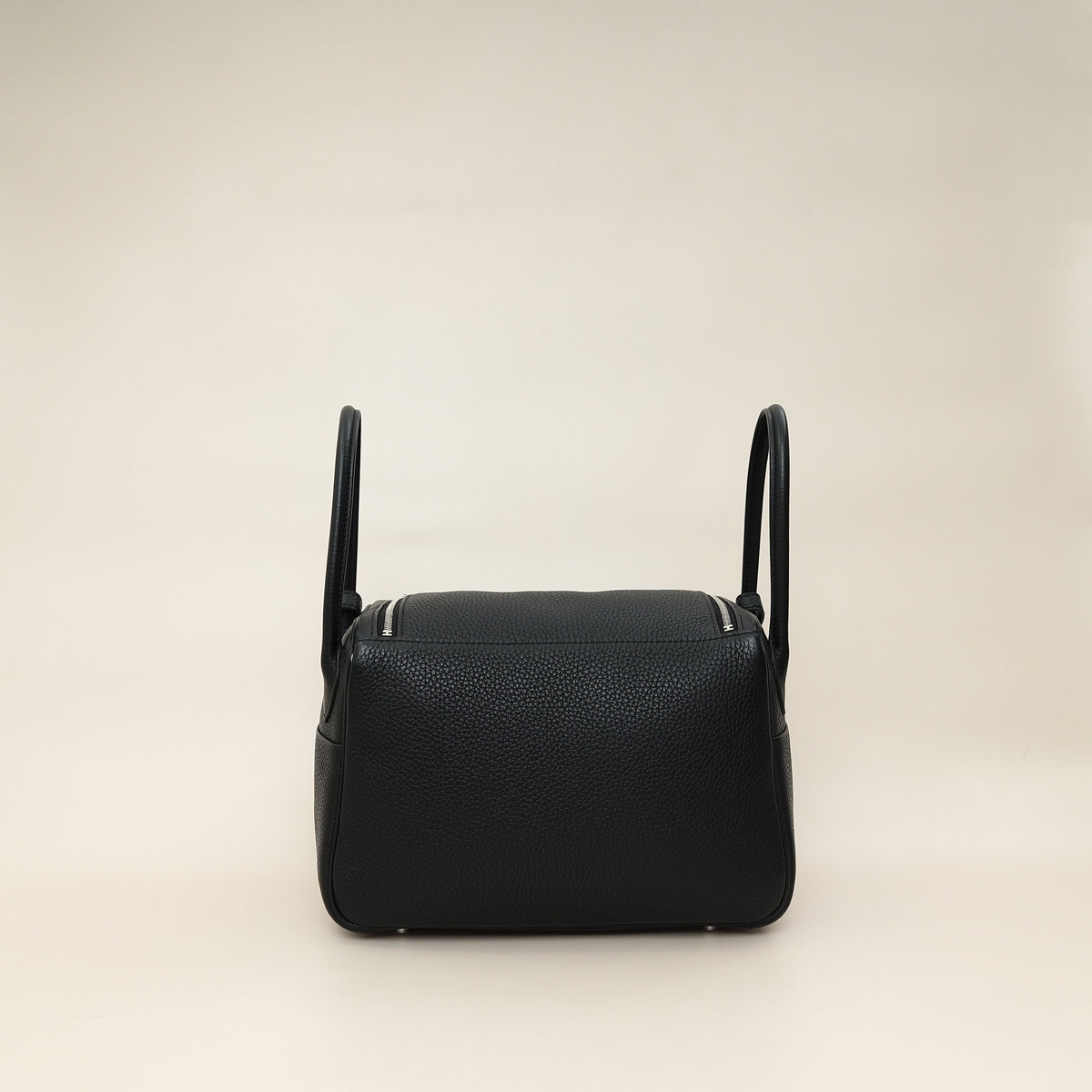 Hermes Noir Lindy 26 Bag