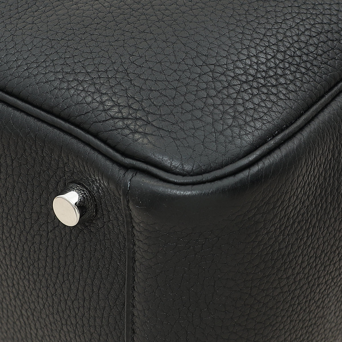 Hermes Noir Lindy 26 Bag