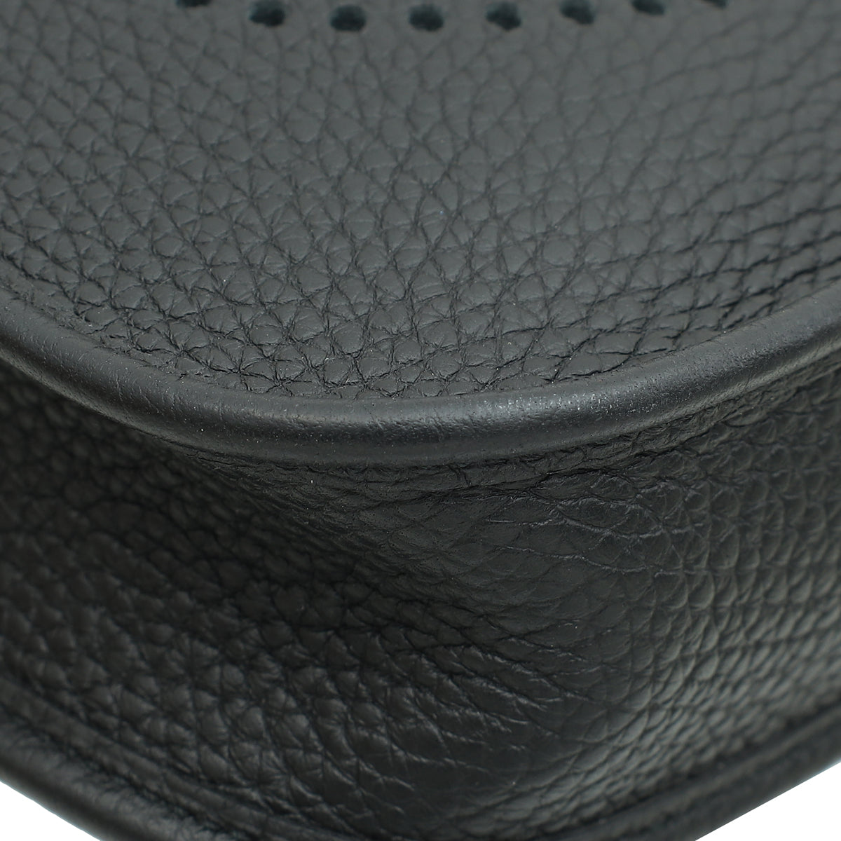 Hermes Noir Evelyne 16 TPM Bag