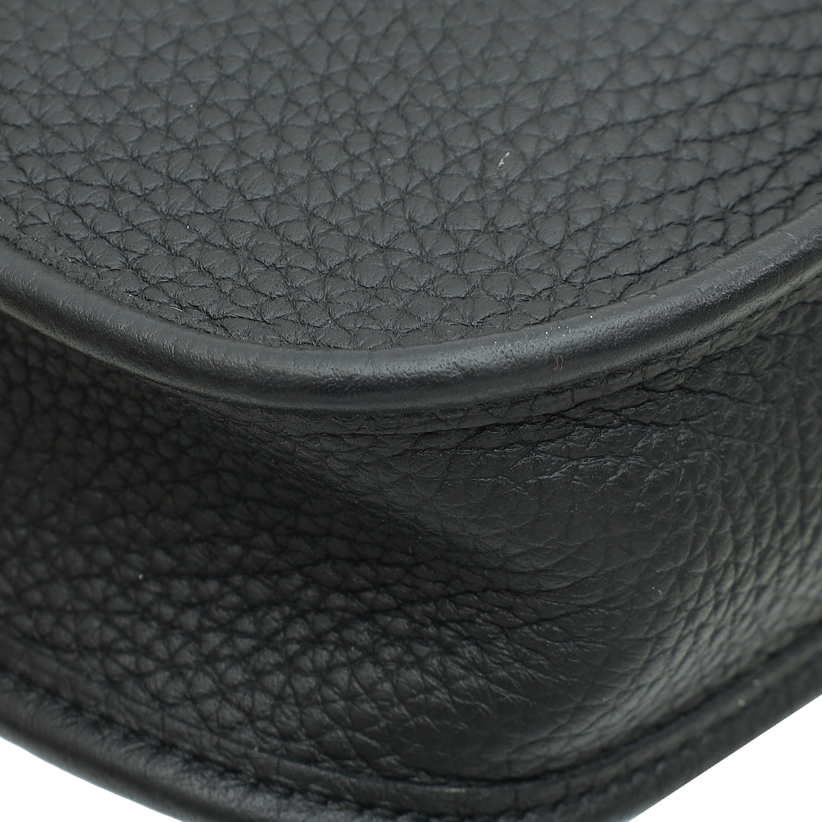 Hermes Noir Evelyne 16 TPM Bag