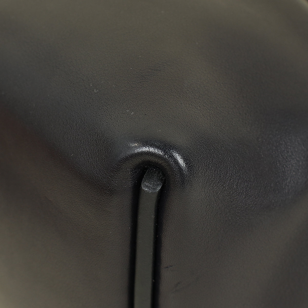 Hermes Noir 24/24 21 Swift Leather Bag