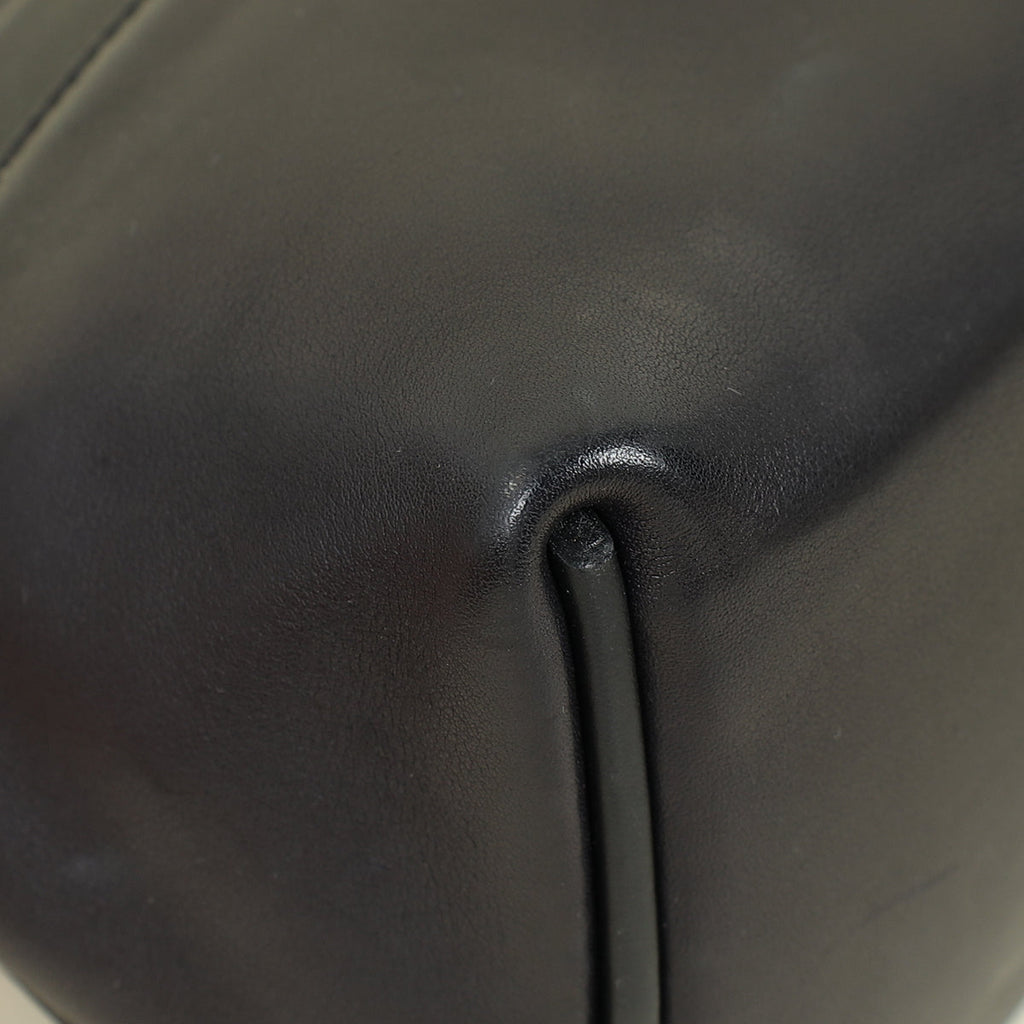 Hermes Noir 24/24 21 Swift Leather Bag