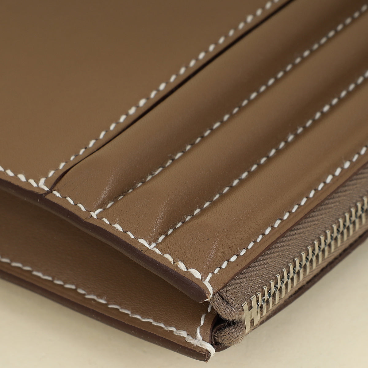 Hermès Etoupe Cadenas clutch