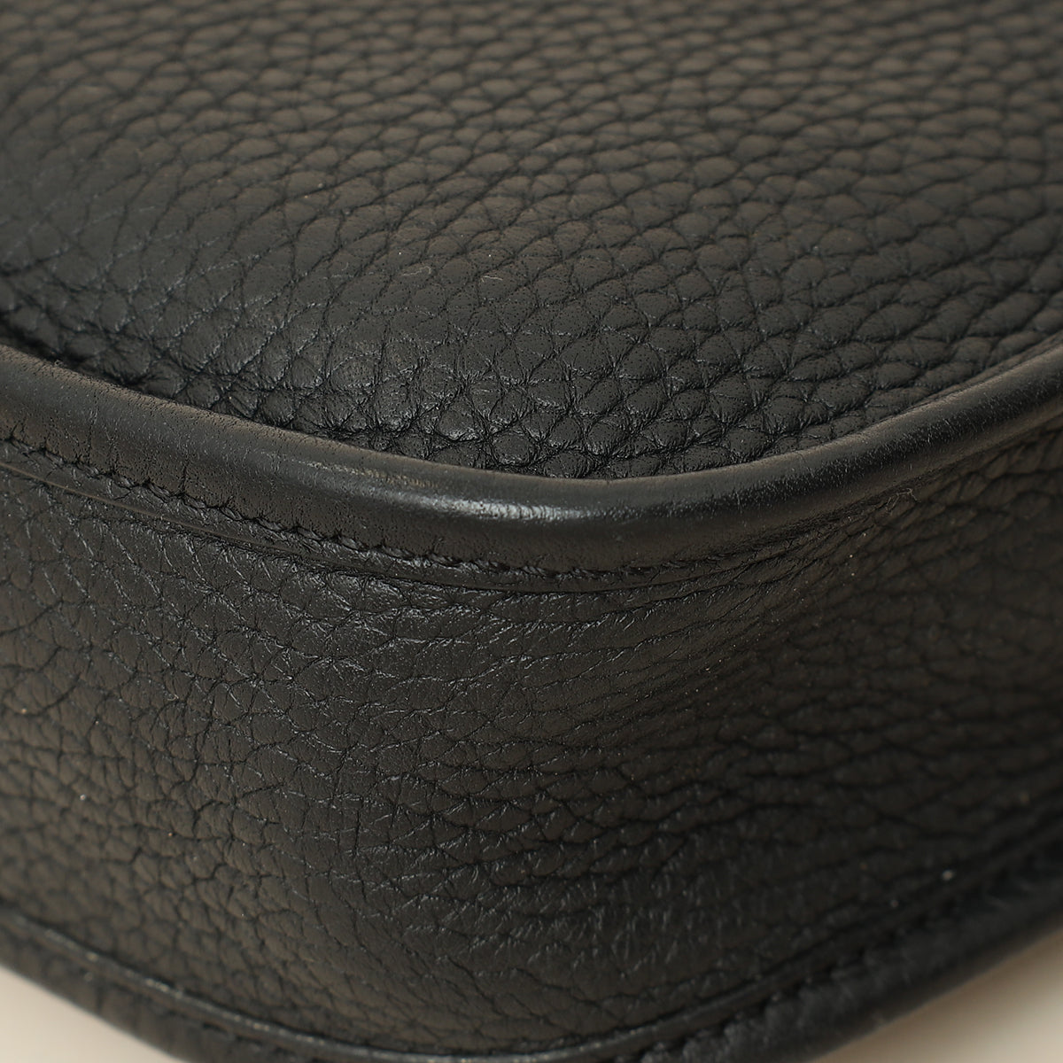 Hermes Noir Evelyne 16 TPM Bag