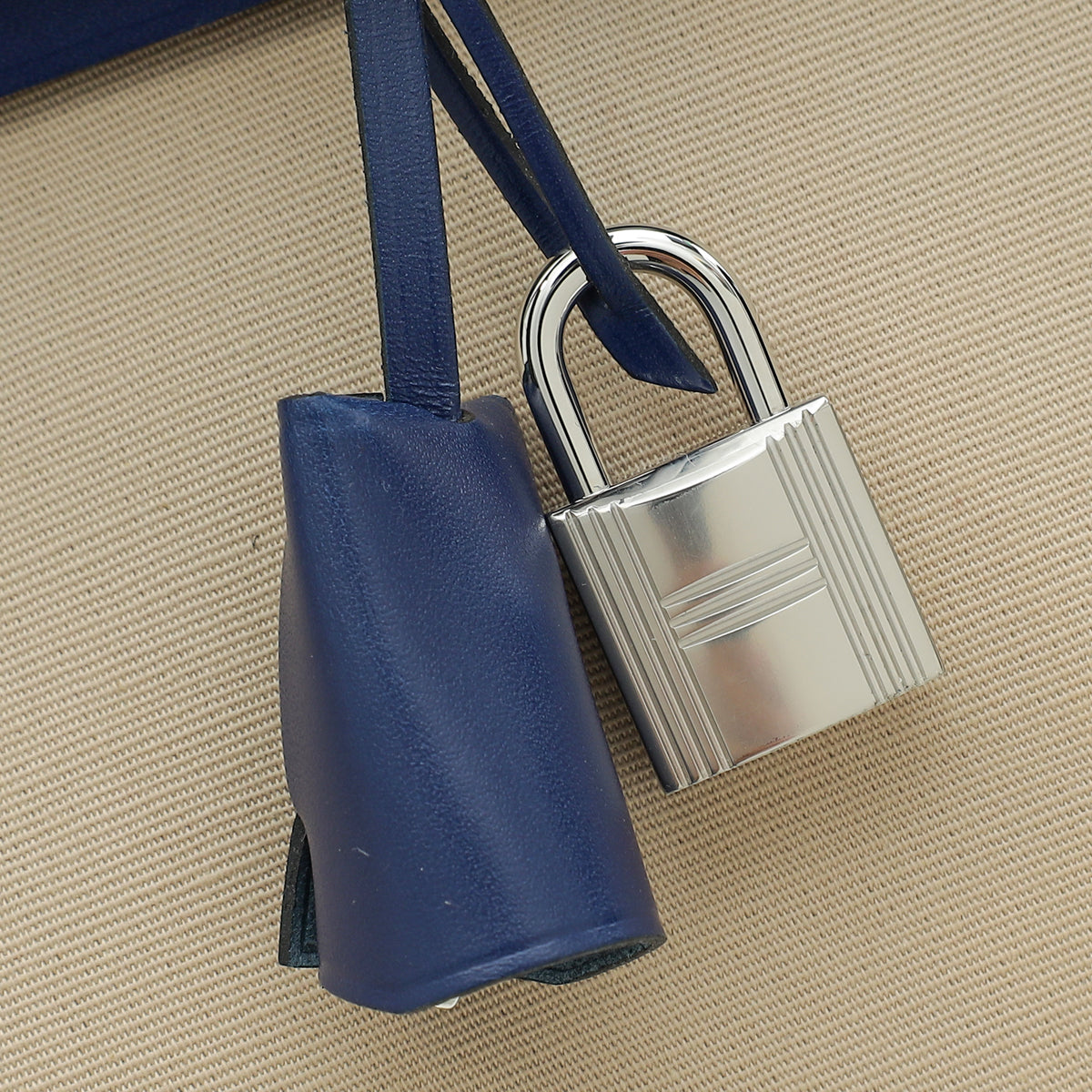 Hermes Bicolor Herbag Zip 31 PM Retourne Toile Vache Hunter Bag