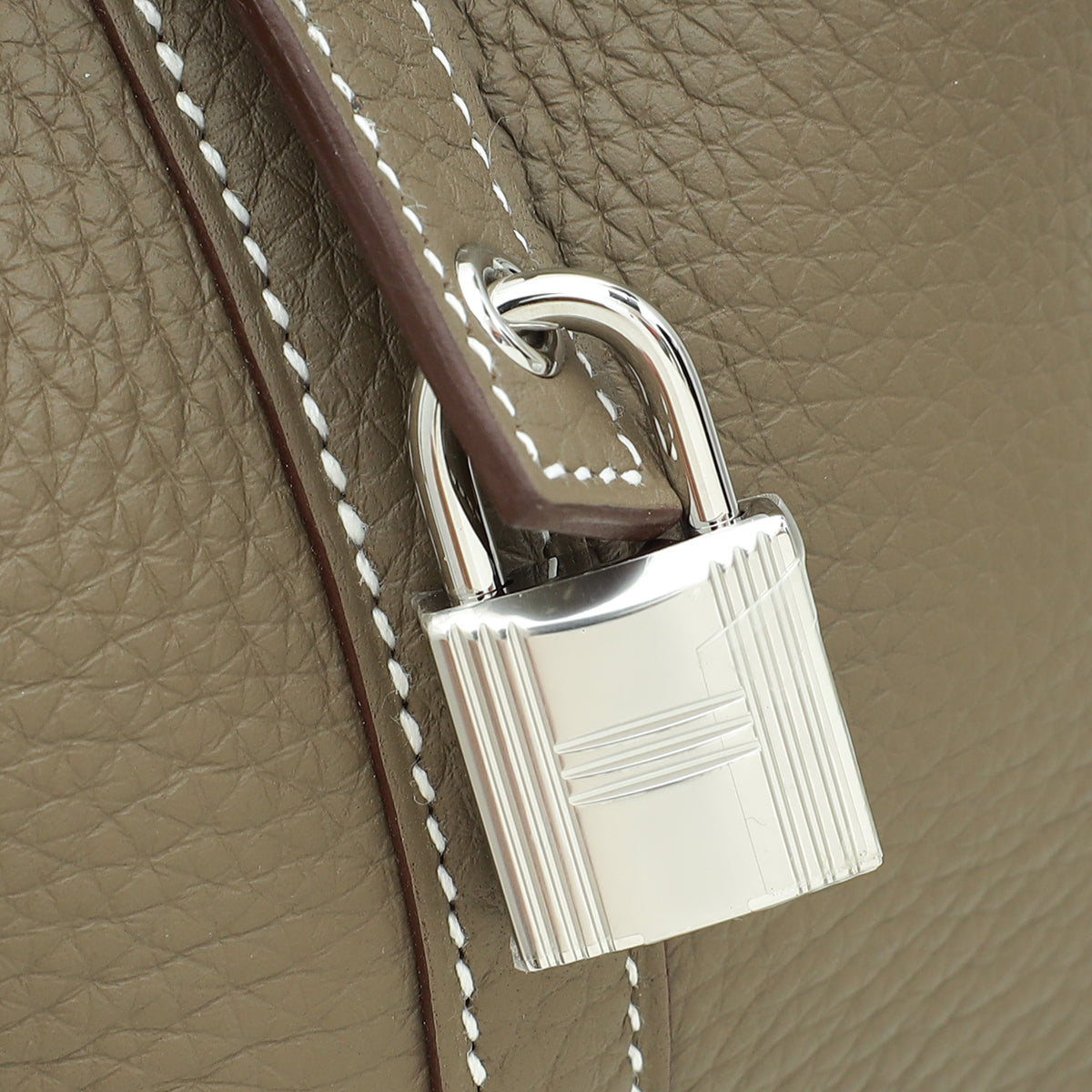 Hermes Etoupe Picotin lock 18 Bag