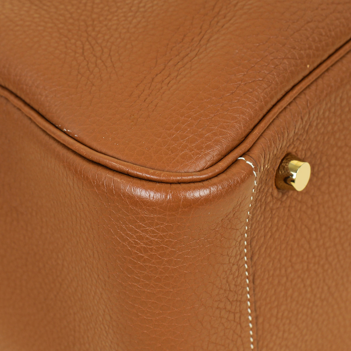 Hermes Gold Lindy 26 Bag