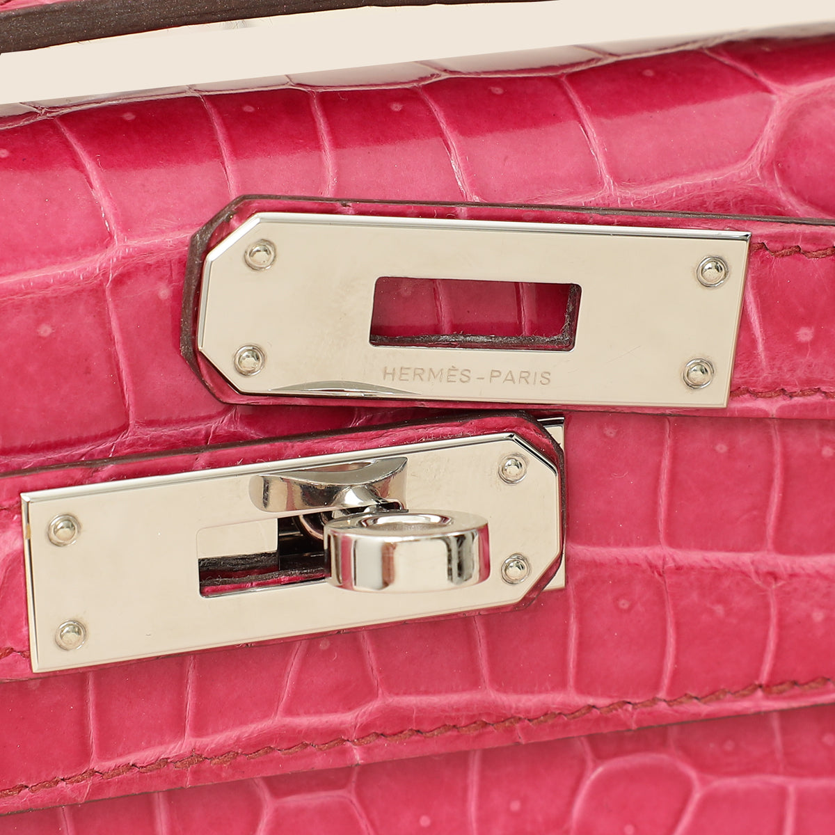 Hermes Fuchsia Shiny Porosus Crocodile Kelly Cut Bag