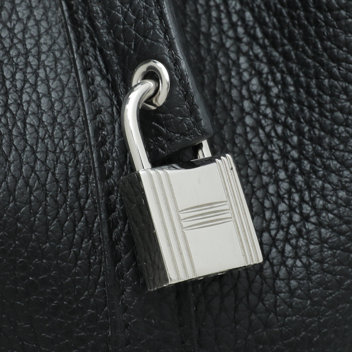 Hermes Noir Picotin 22 Bag