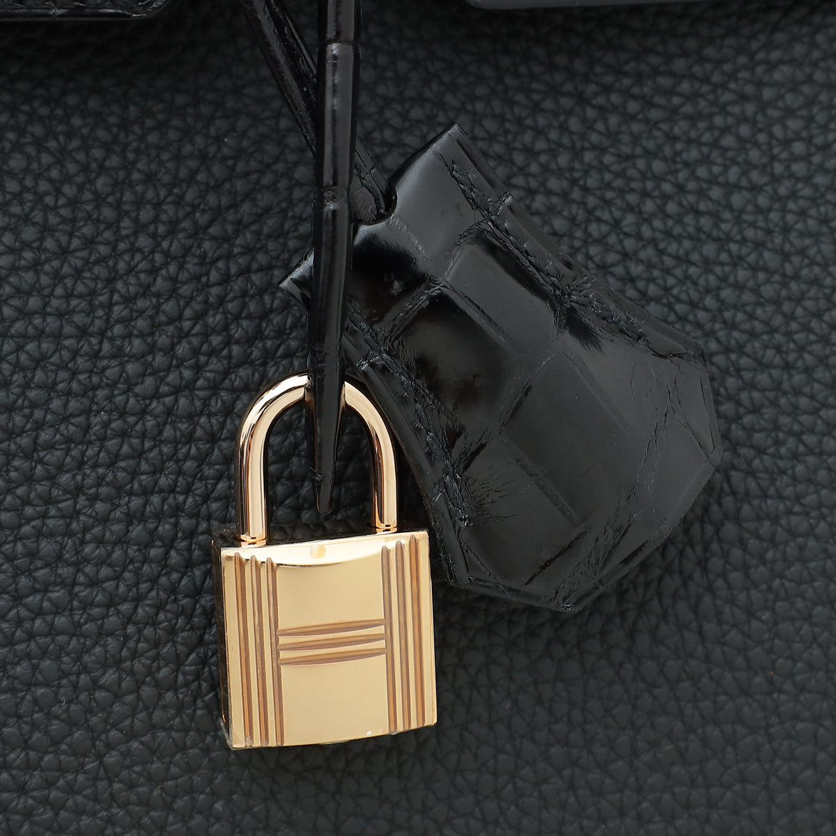 Hermes Noir Touch Niloticus Crocodile Birkin 30 Bag