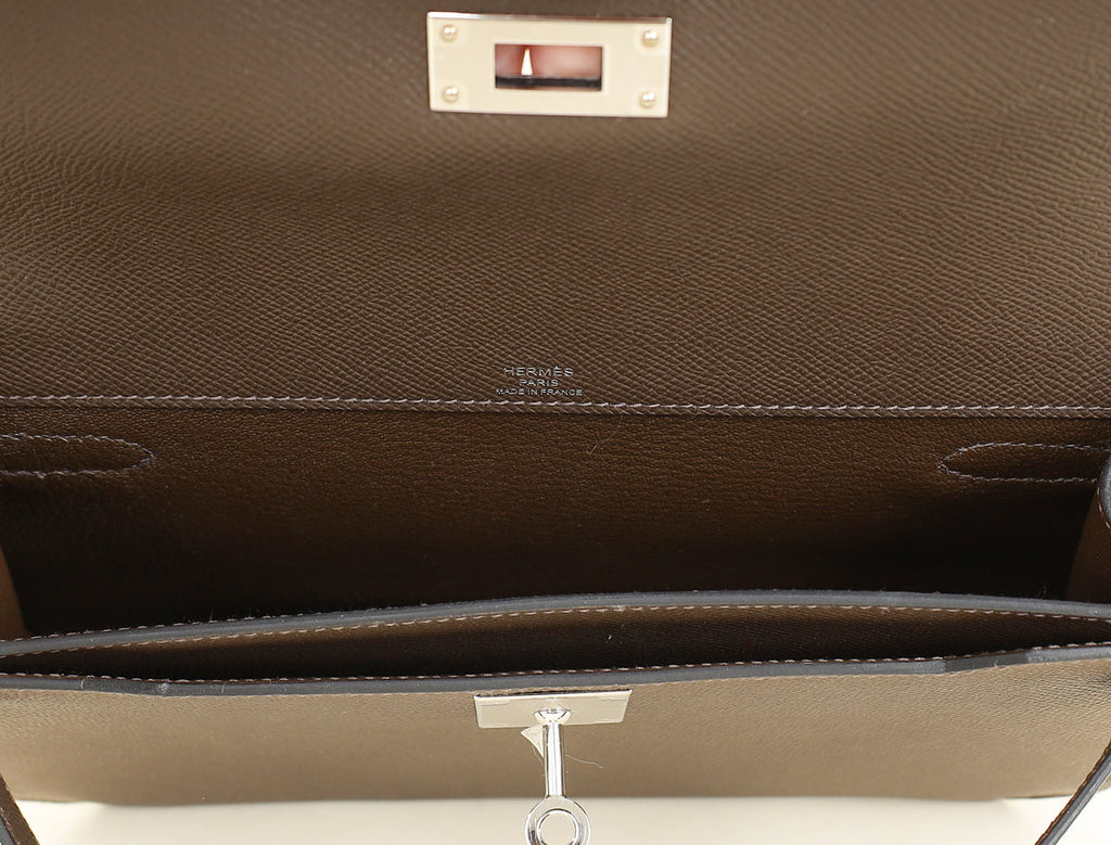 Hermes Ecorce Kelly Depeches 25 Pouch
