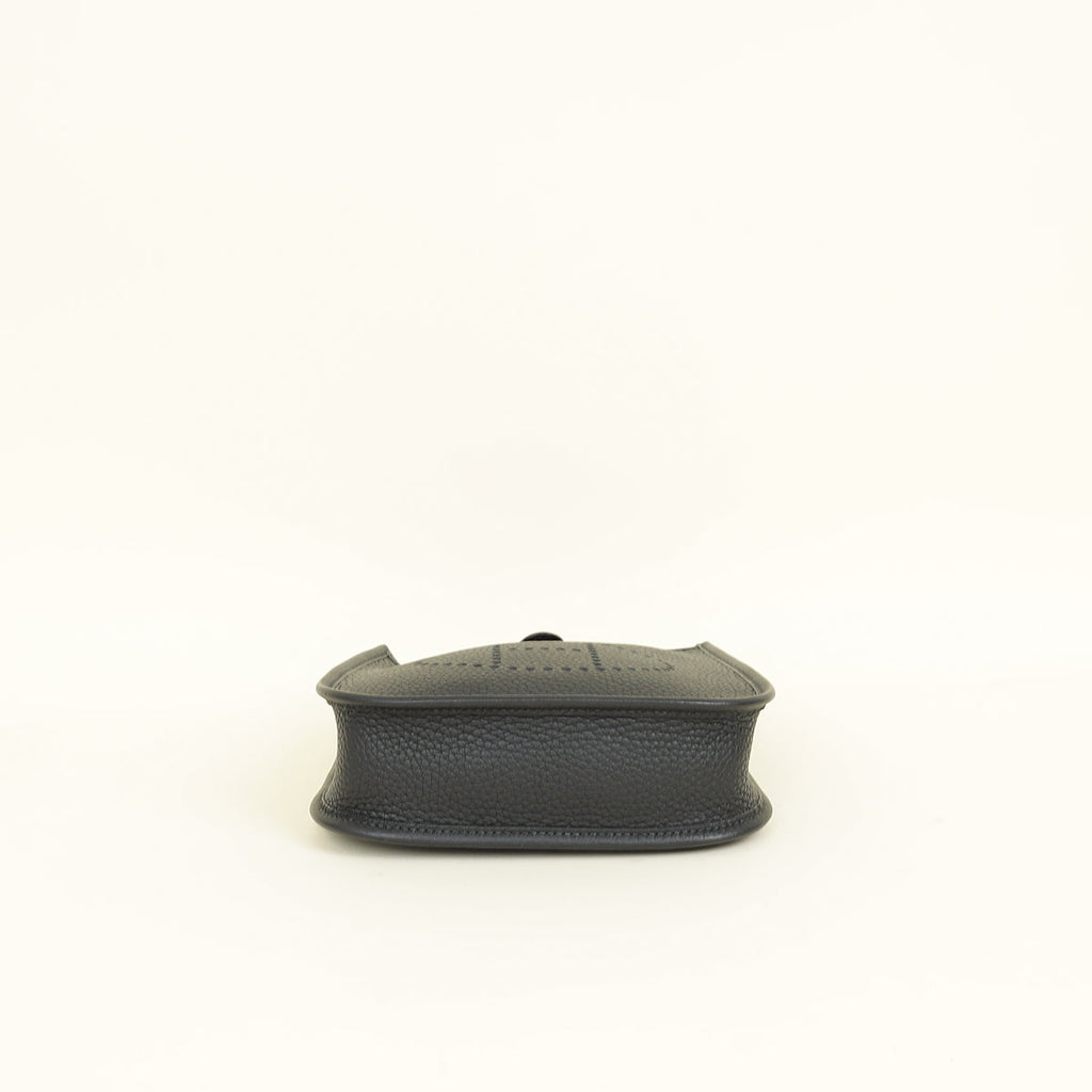 Hermes Noir Evelyne 16 TPM Bag
