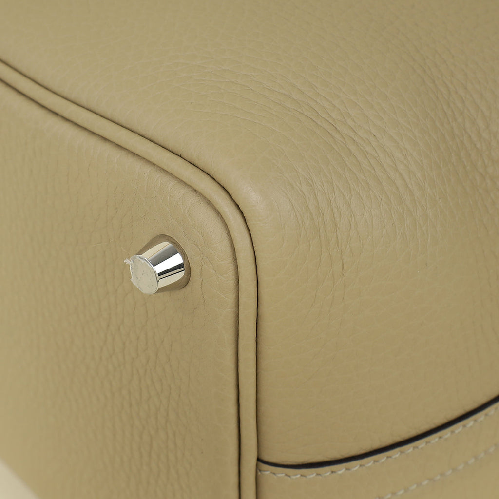 Hermes Beige Marfa Picotin Lock 18 Bag