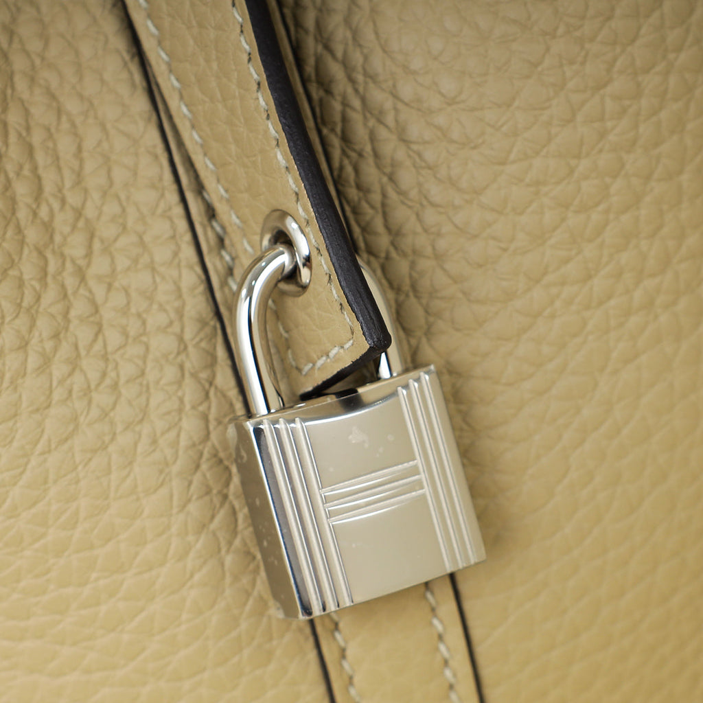 Hermes Beige Marfa Picotin Lock 18 Bag