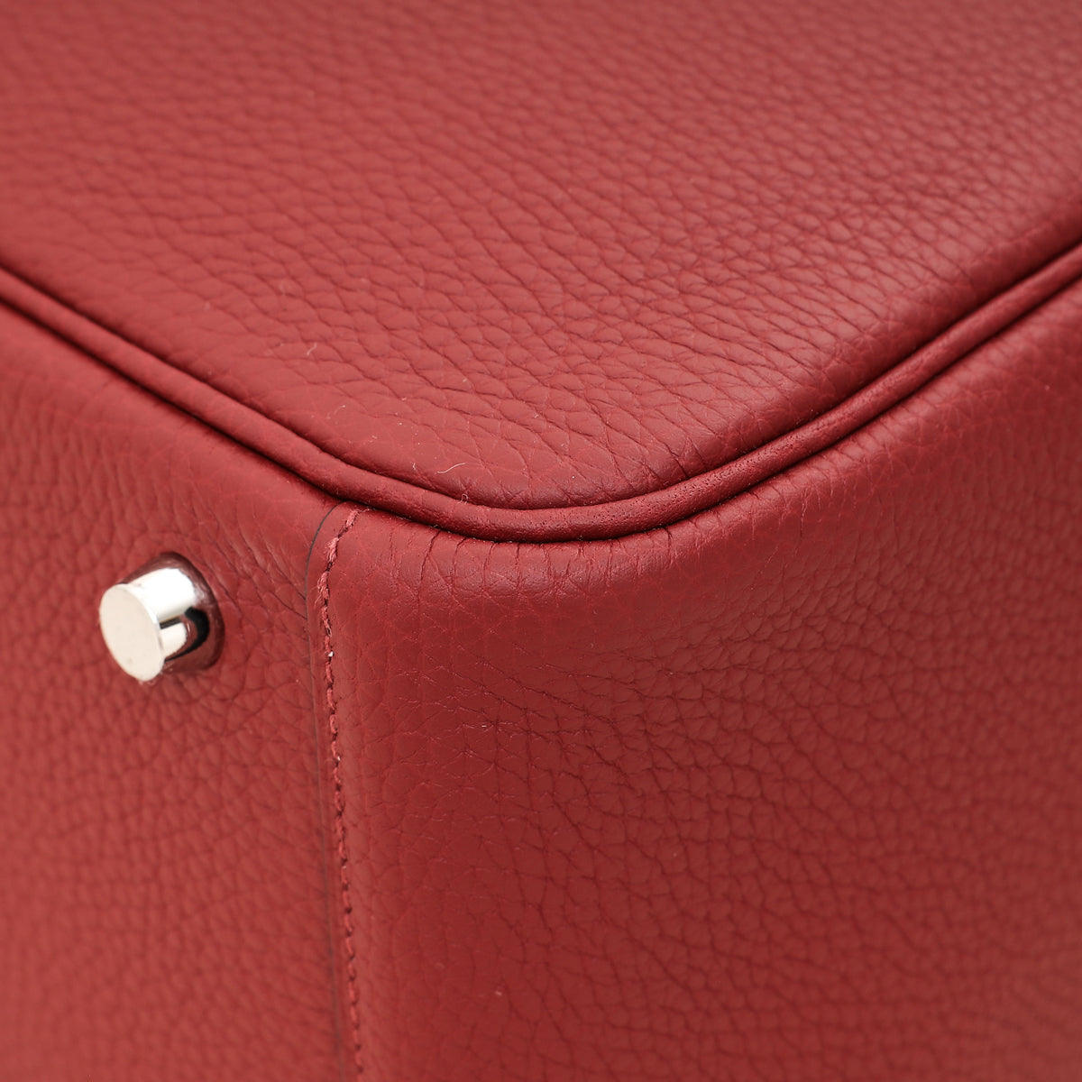 Hermes Rouge H Lindy 26 Bag