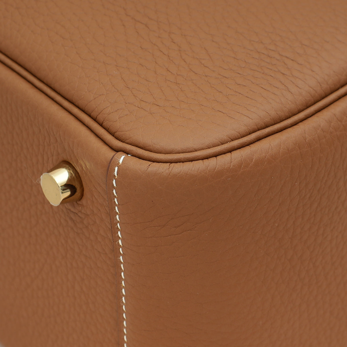 Hermes Gold Lindy 26 Bag